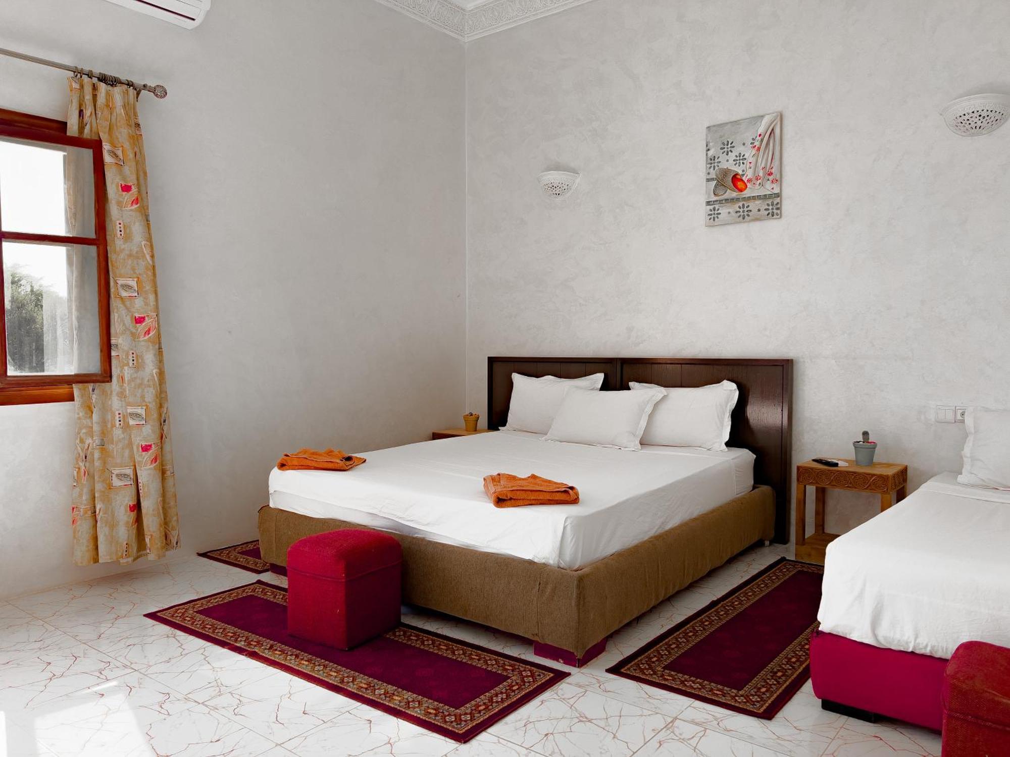 Guest House Qodwa Sidi Abdallah Ghiat Exterior foto